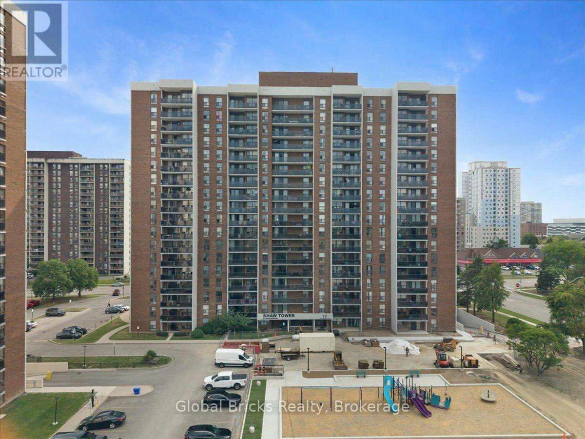 1103-17 Knightsbridge Road, Brampton, ON, L6T 3X9