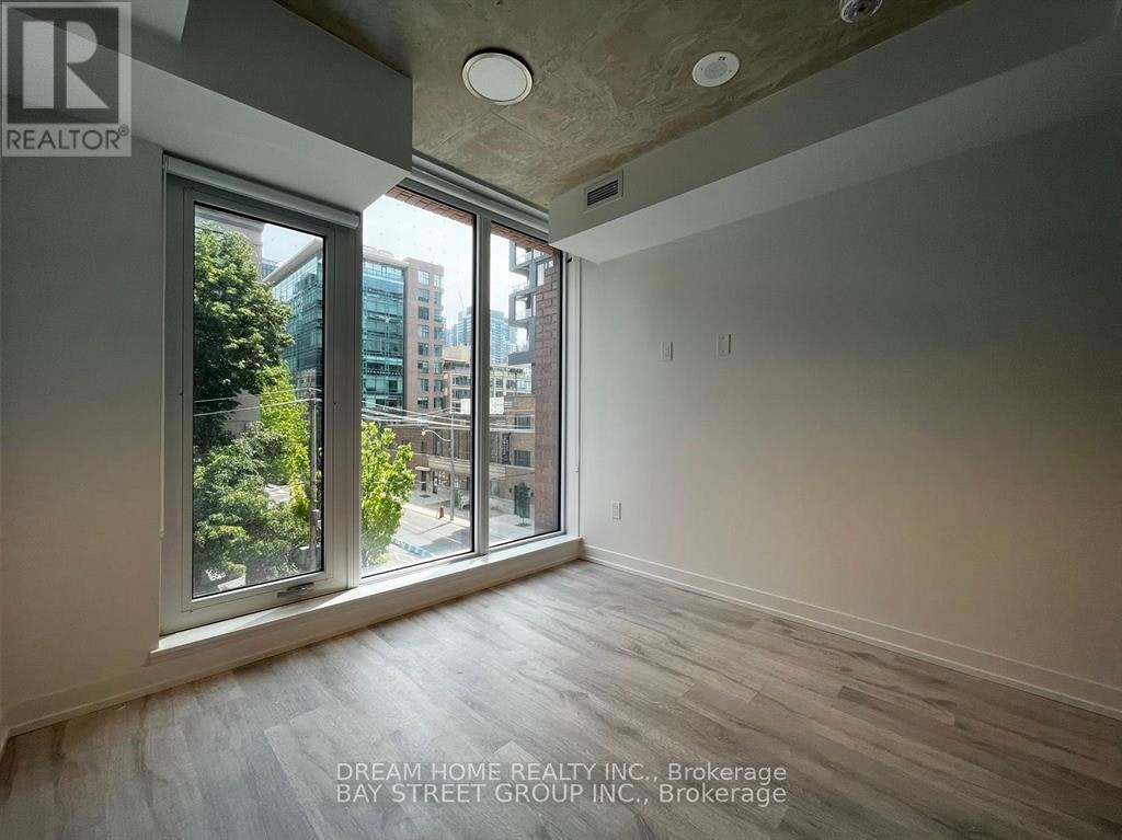 305-2 Augusta Avenue, Toronto, ON, M5V 0T3 - 8