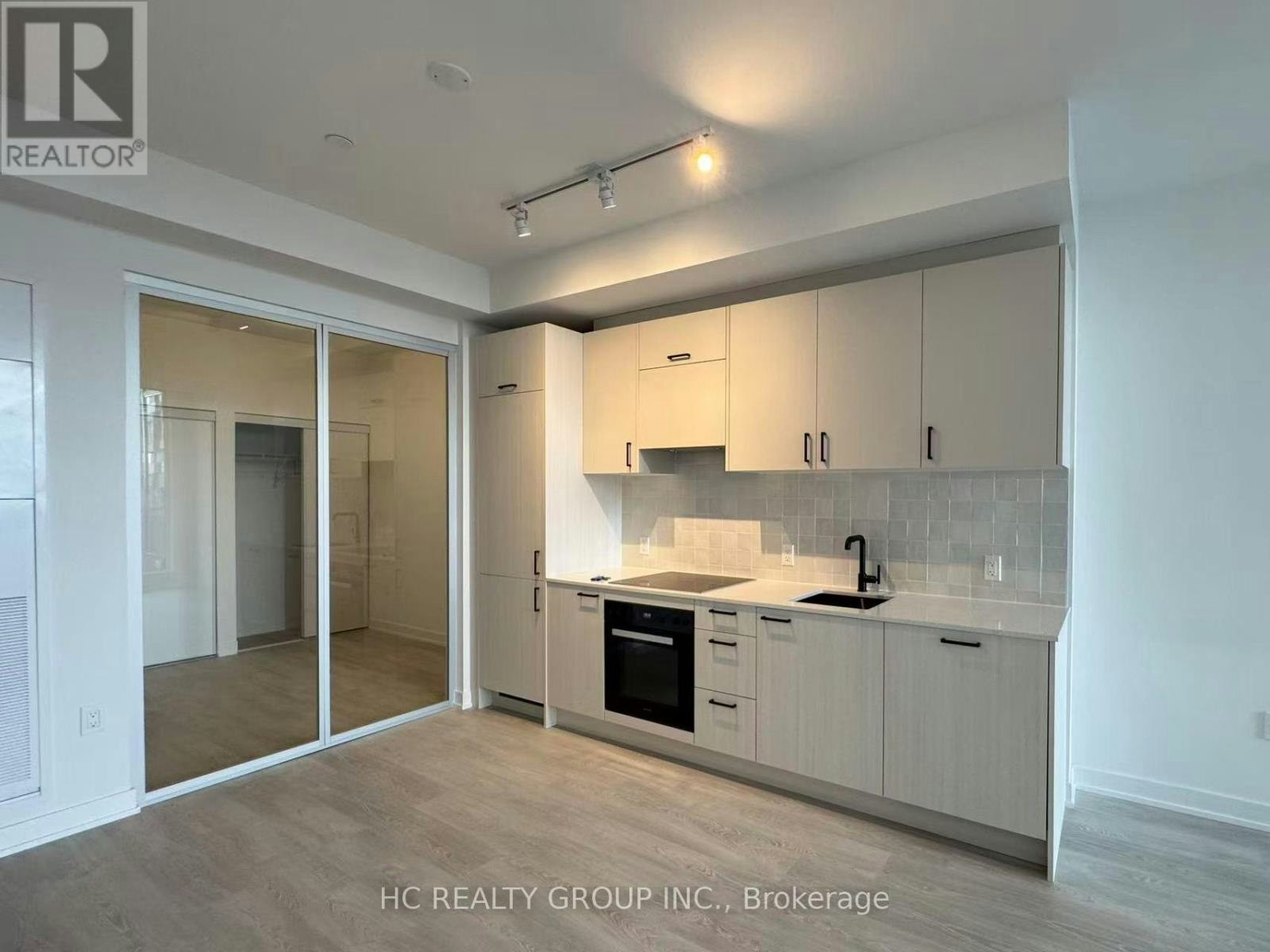 623-1 Kyle Lowry Road, Toronto, ON, M3C 0S6 - 7