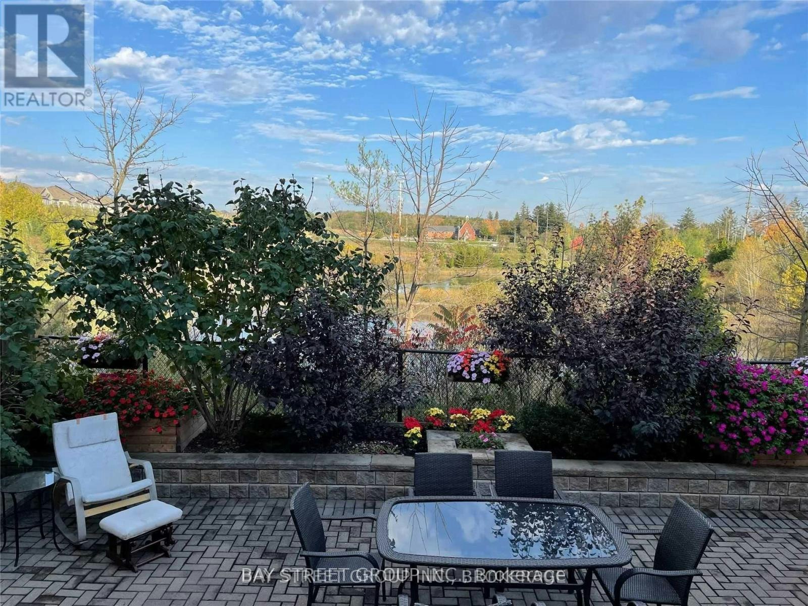 56 Albright (Lower Court, Richmond Hill, ON, L4E 4Z4 - 2