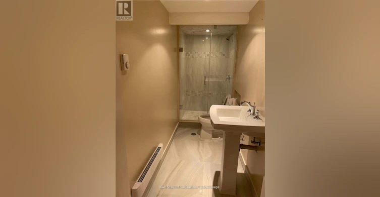 56 Albright (Lower Court, Richmond Hill, ON, L4E 4Z4 - 4