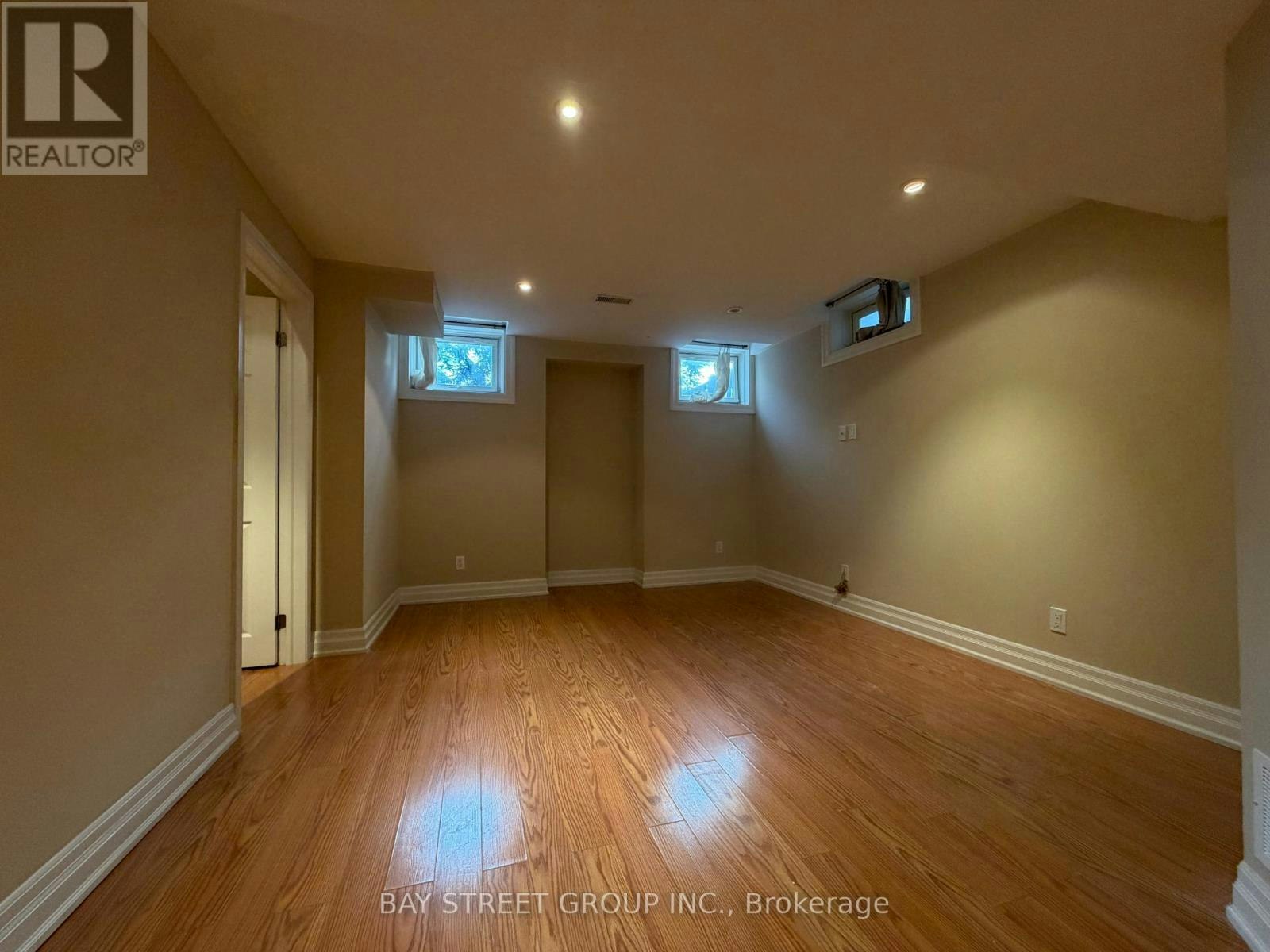 56 Albright (Lower Crescent, Richmond Hill, ON, L4E 4Z4 - 11
