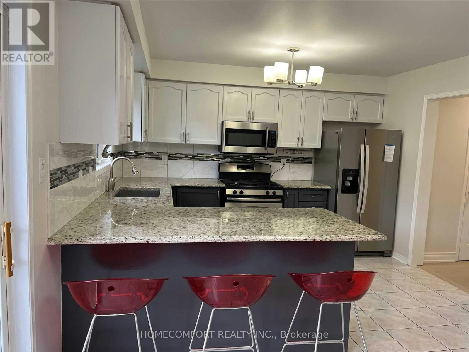 95 Ferncliffe Crescent, Markham, ON, L3S 4N6 - 4