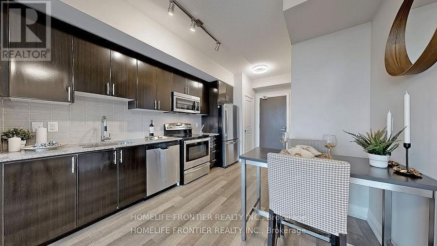 2528-7161 Yonge Street, Vaughan, ON, L3T 0C8 - 12
