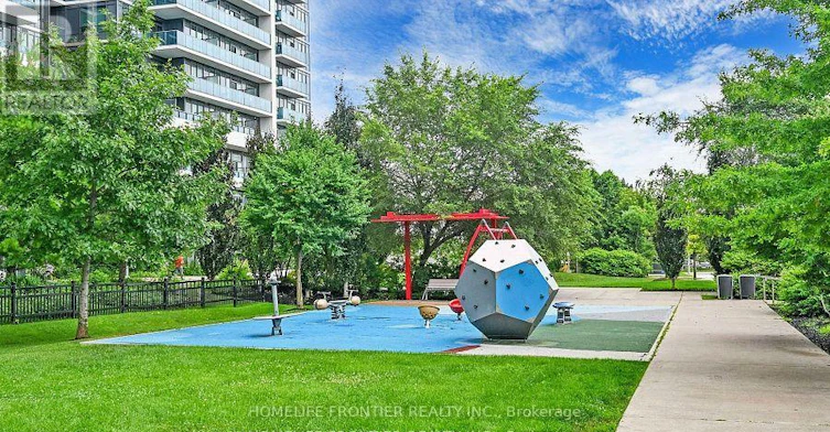 2528-7161 Yonge Street, Vaughan, ON, L3T 0C8 - 31