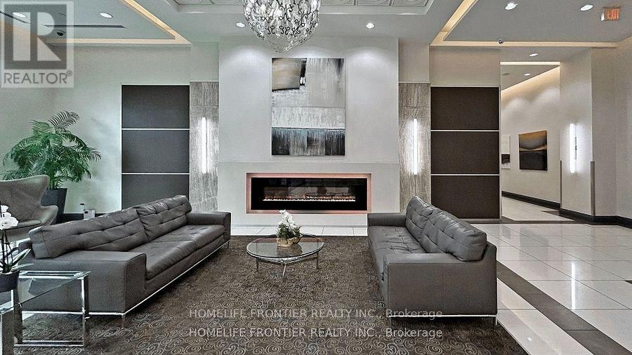 2528-7161 Yonge Street, Vaughan, ON, L3T 0C8 - 5