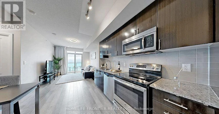 2528-7161 Yonge Street, Vaughan, ON, L3T 0C8 - 11