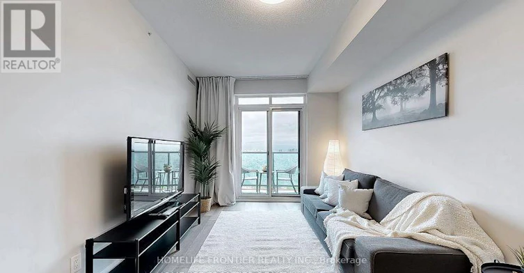 2528-7161 Yonge Street, Vaughan, ON, L3T 0C8