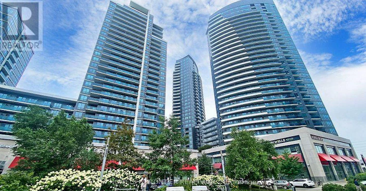 2528-7161 Yonge Street, Vaughan, ON, L3T 0C8 - 2