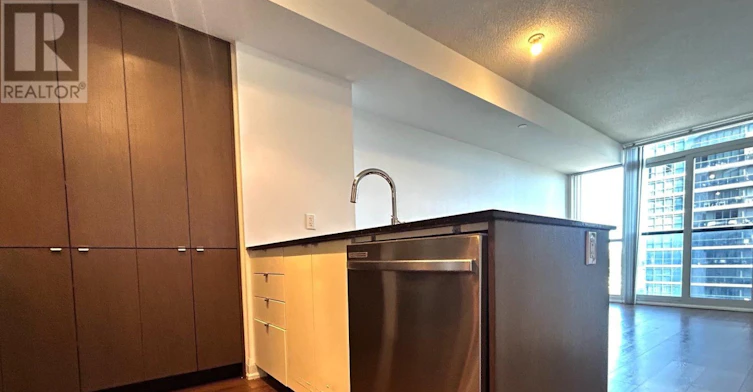 1109-9 Valhalla Inn Road, Toronto, ON, M9B 0B2 - 7