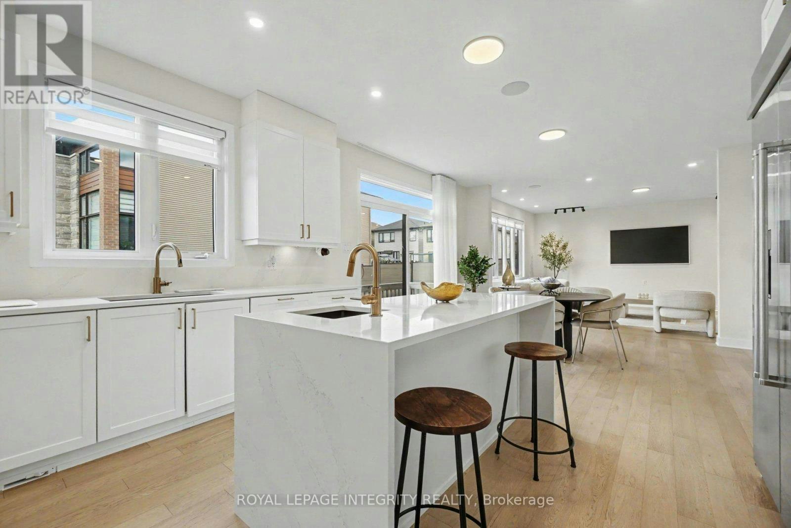 660 Miikana Road, Ottawa, ON, K1X 0J2 - 16