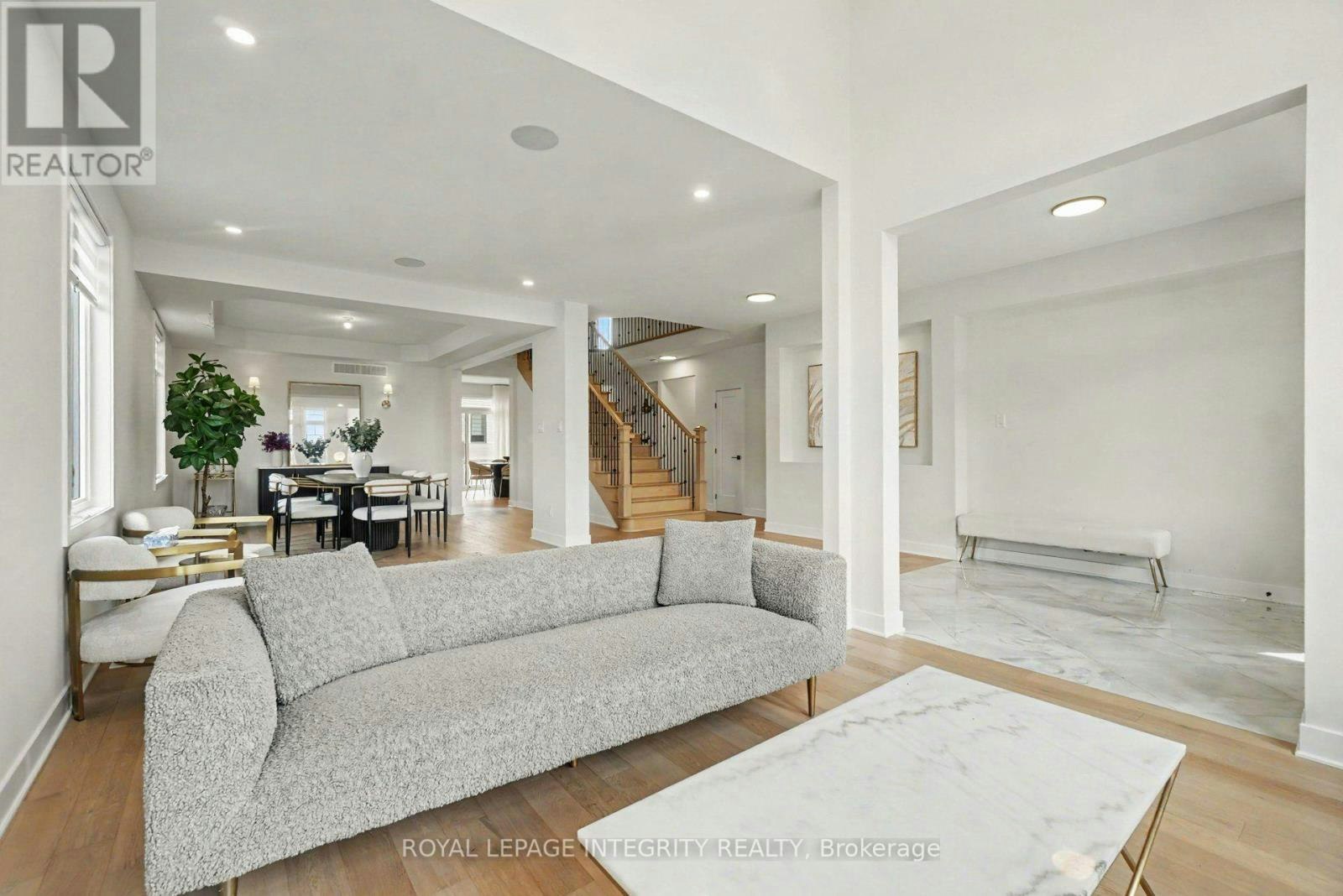 660 Miikana Road, Ottawa, ON, K1X 0J2 - 5