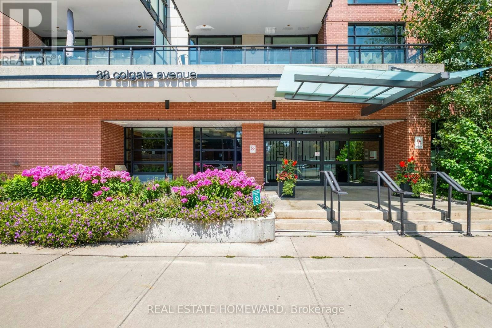 501-88 Colgate Avenue N, Toronto, ON, M4M 0A6