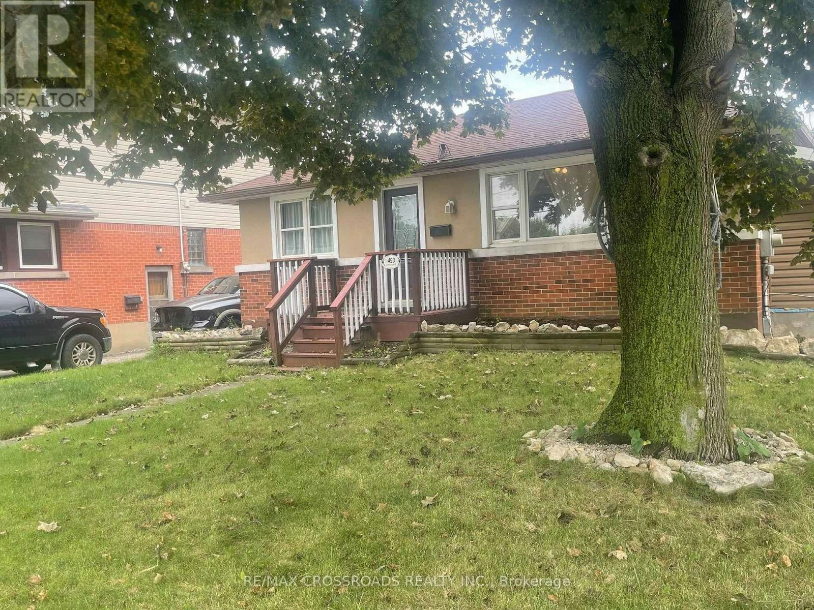 MAIN-493 Upper Gage Avenue, Hamilton, ON, L8V 4J2