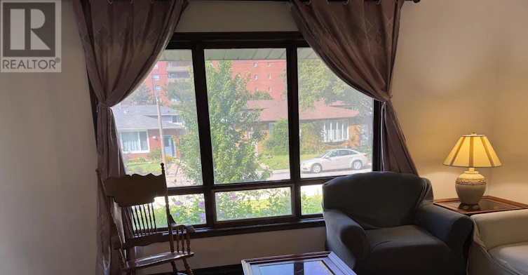 48 Meadowlark Drive, Hamilton, ON, L9A 2K7 - 6