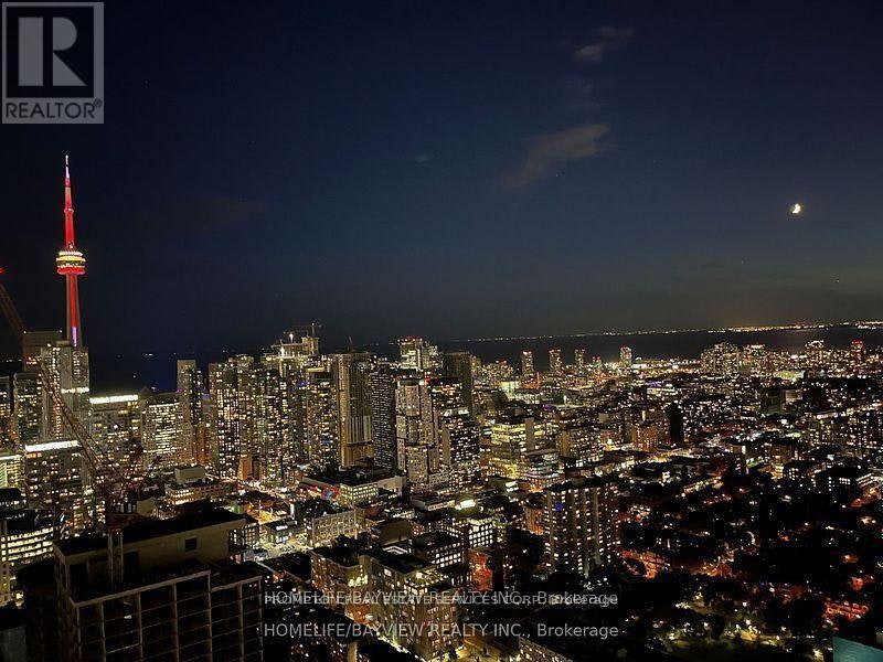 4312-488 University Avenue, Toronto, ON, M5G 0C1