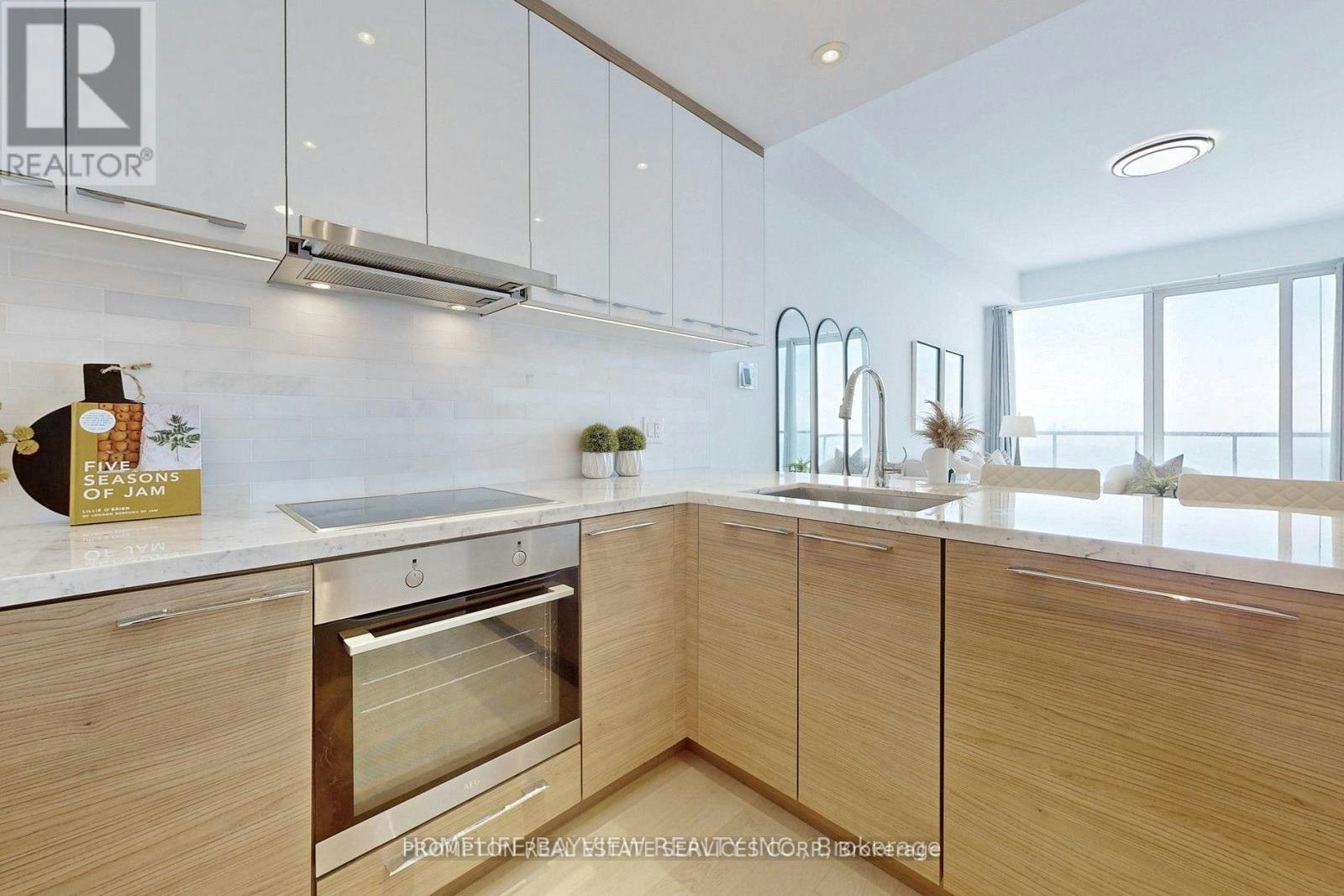 4312-488 University Avenue, Toronto, ON, M5G 0C1 - 9