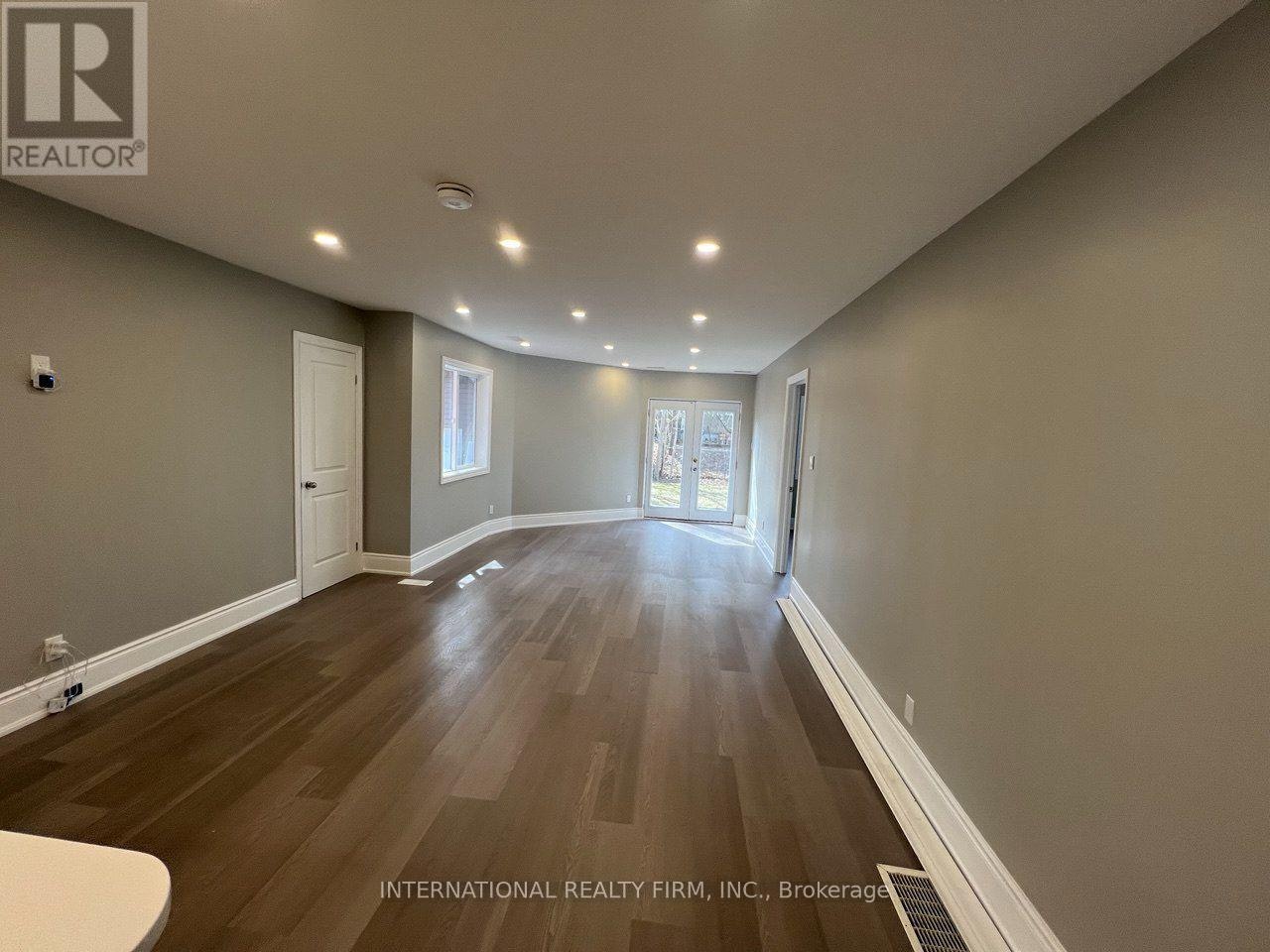 MAIN- HALF-73 Murray Drive, Aurora, ON, L4G 2C2 - 19