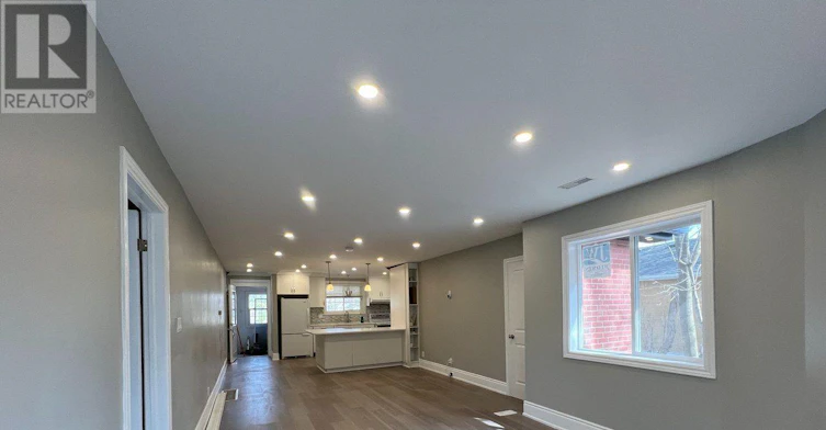 MAIN- HALF-73 Murray Drive, Aurora, ON, L4G 2C2 - 21