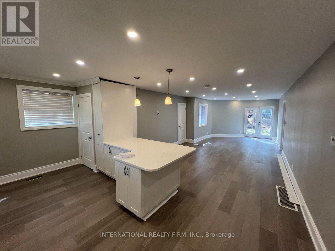 MAIN- HALF-73 Murray Drive, Aurora, ON, L4G 2C2 - 22