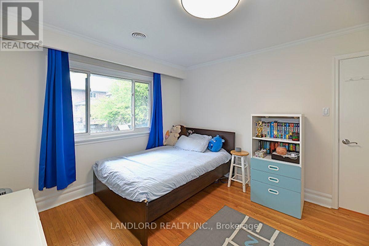 88 Carmichael Avenue, Toronto, ON, M5M 2W9 - 13