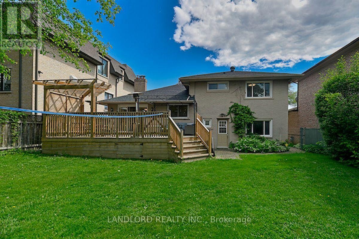 88 Carmichael Avenue, Toronto, ON, M5M 2W9 - 6