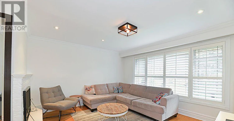 88 Carmichael Avenue, Toronto, ON, M5M 2W9 - 8