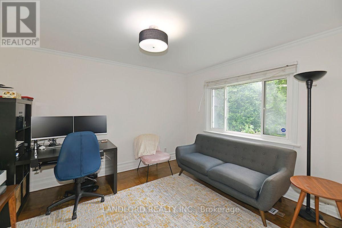 88 Carmichael Avenue, Toronto, ON, M5M 2W9 - 15