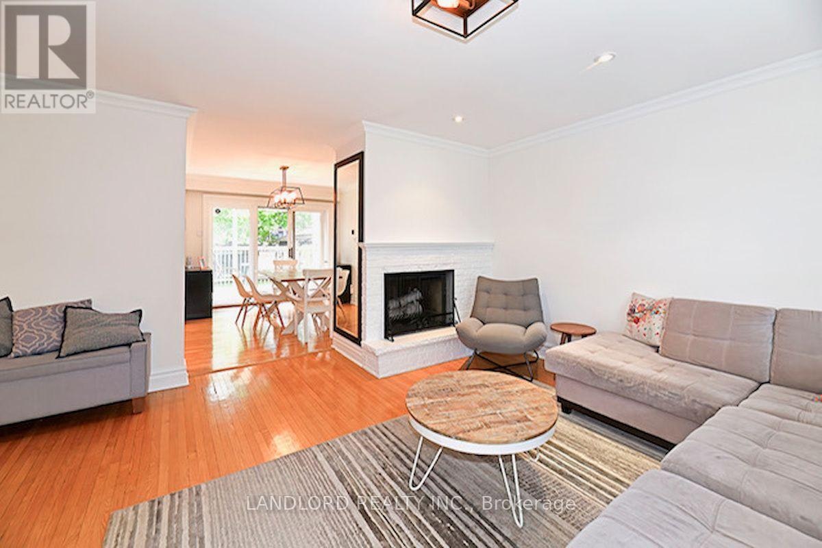 88 Carmichael Avenue, Toronto, ON, M5M 2W9 - 7