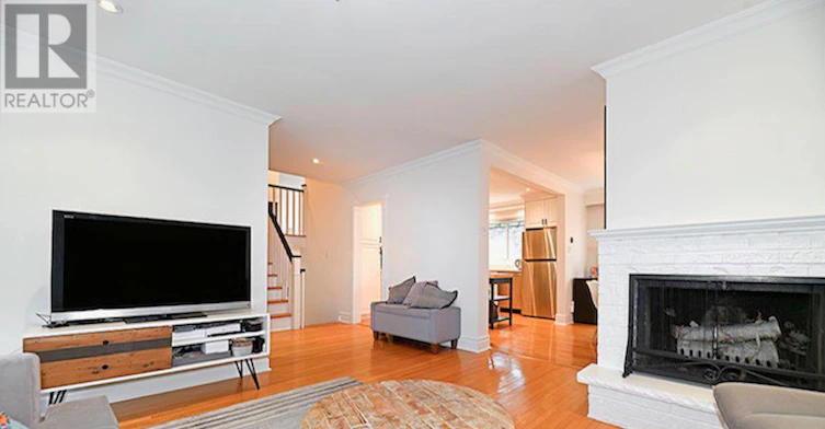 88 Carmichael Avenue, Toronto, ON, M5M 2W9 - 9