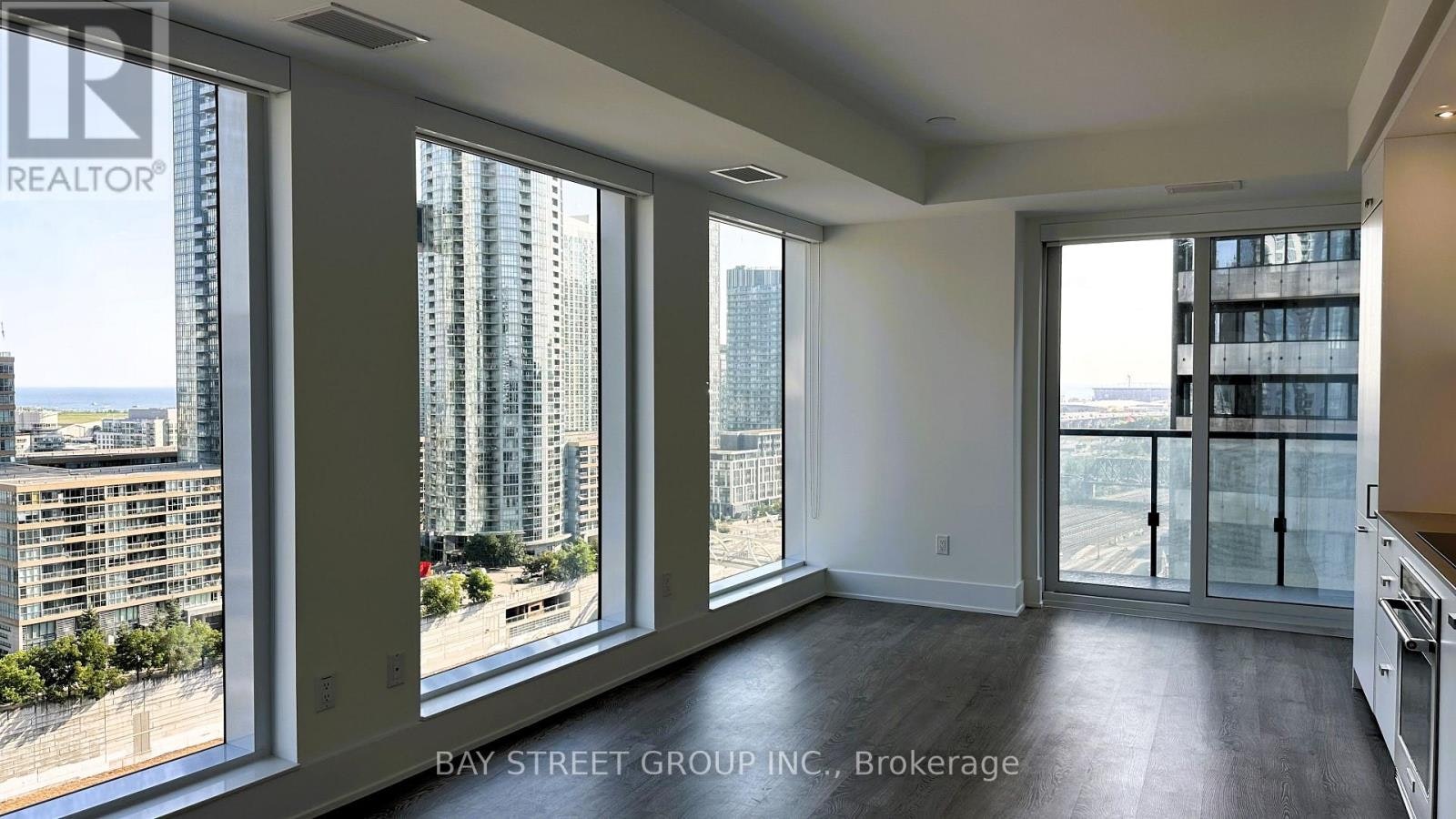 913-470 Front Street W, Toronto, ON, M5V 0V6 - 5