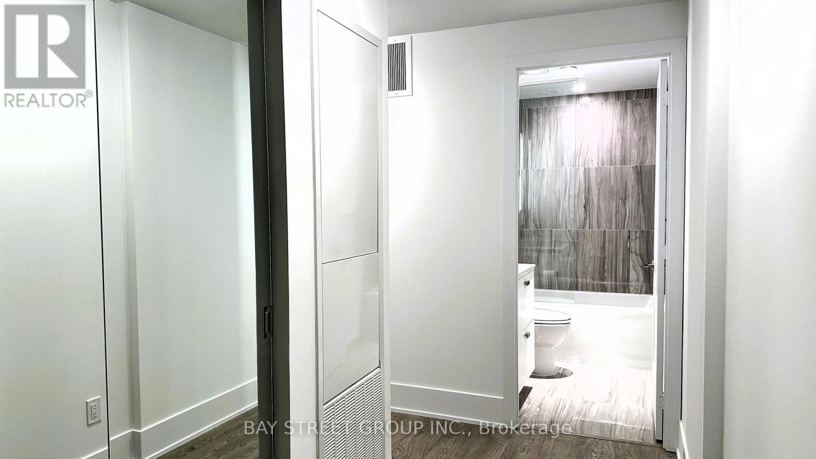 913-470 Front Street W, Toronto, ON, M5V 0V6 - 4