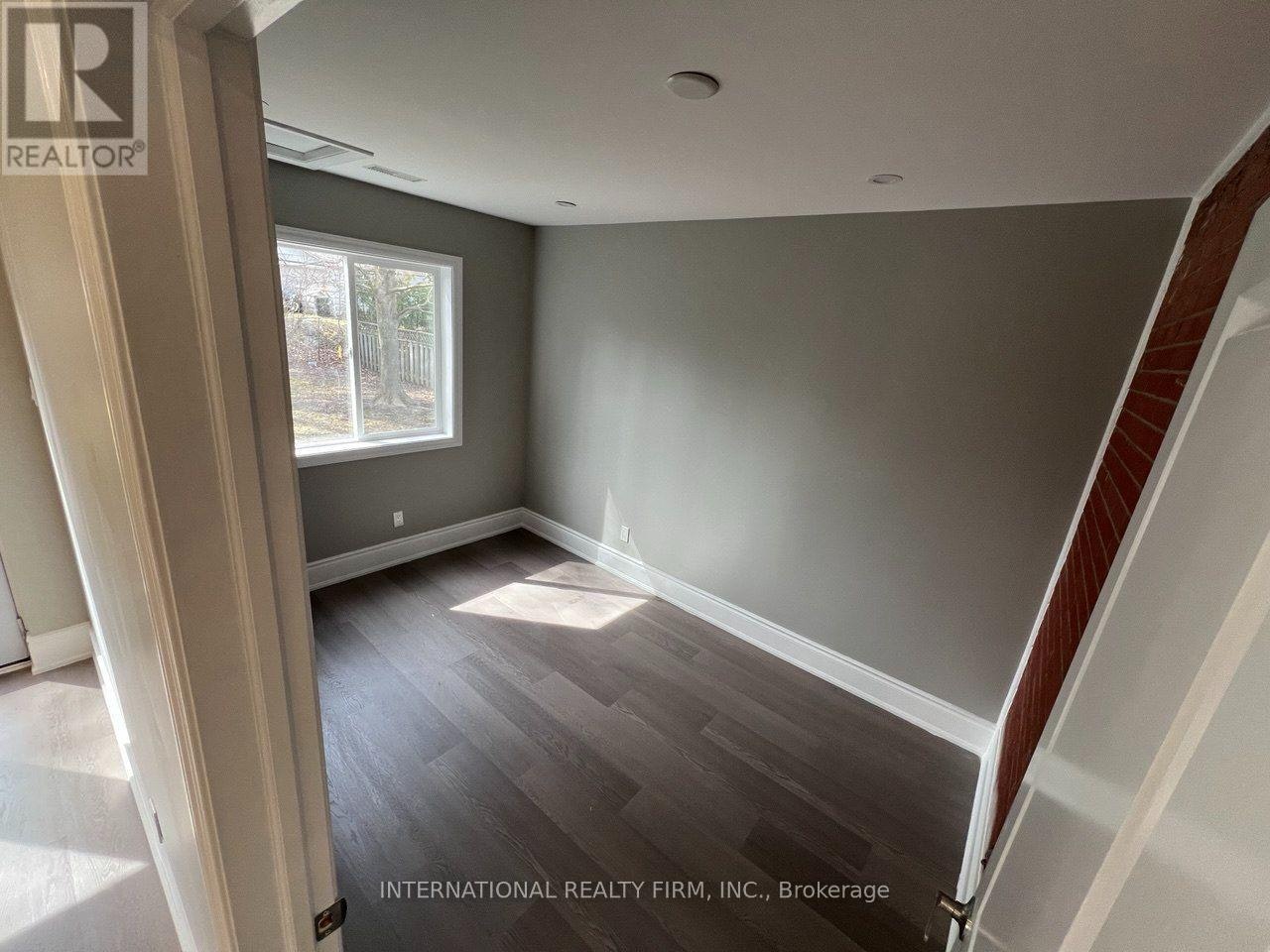 101-73 Murray Drive, Aurora, ON, L4G 2C2 - 9