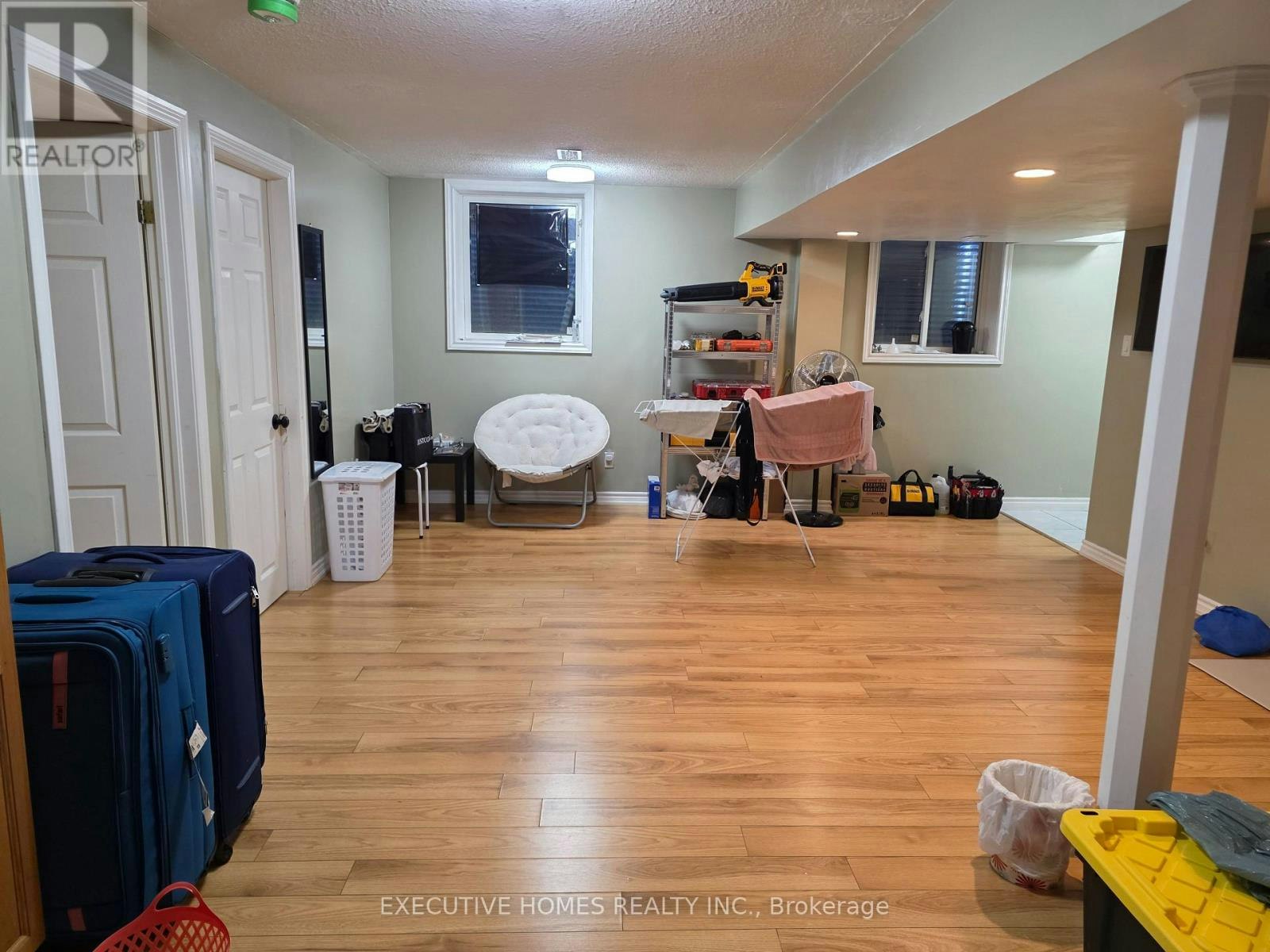 35 Claudette Gate, Hamilton, ON, L9B 2S3