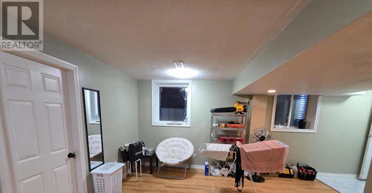 35 Claudette Gate, Hamilton, ON, L9B 2S3 - 6
