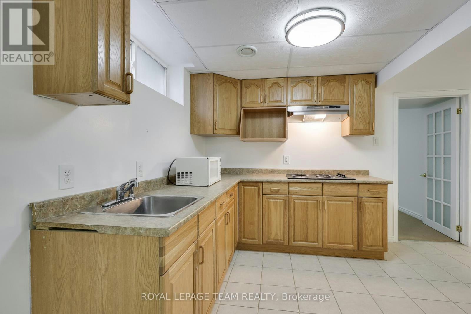 35 Norgold Crescent, Ottawa, ON, K2T 1J1 - 45