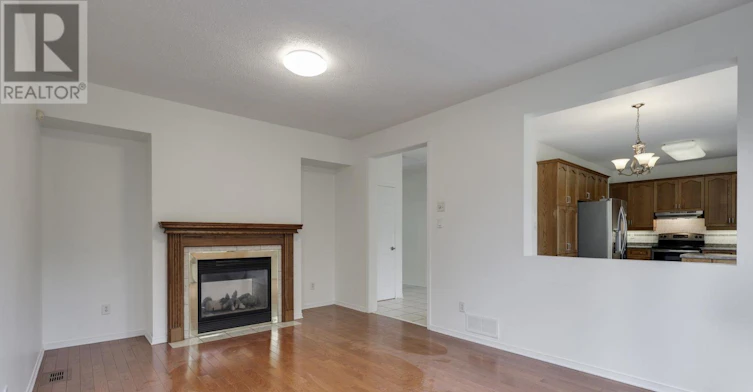 35 Norgold Crescent, Ottawa, ON, K2T 1J1 - 16