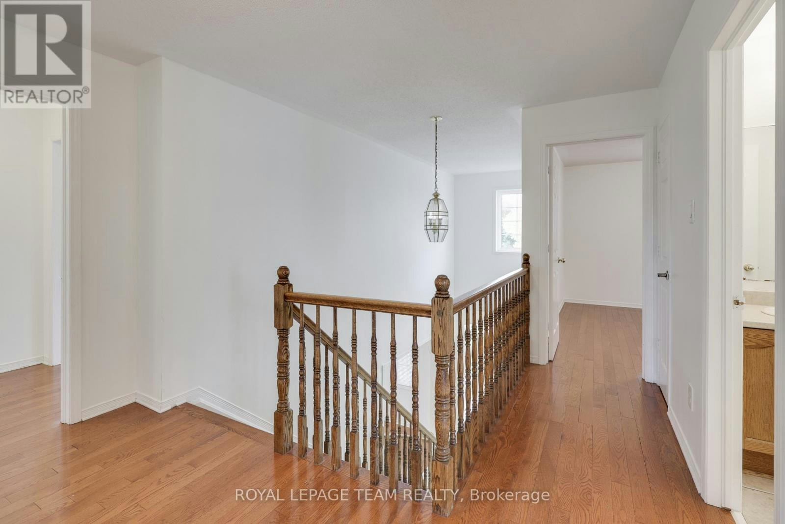 35 Norgold Crescent, Ottawa, ON, K2T 1J1 - 27