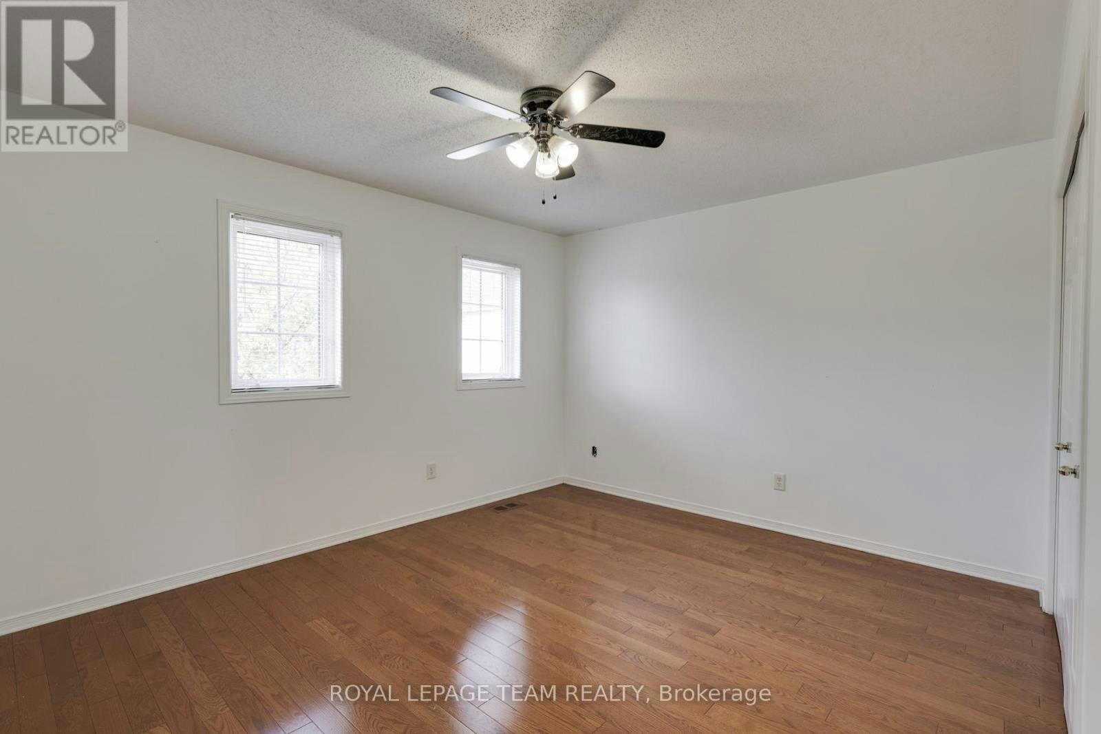 35 Norgold Crescent, Ottawa, ON, K2T 1J1 - 39