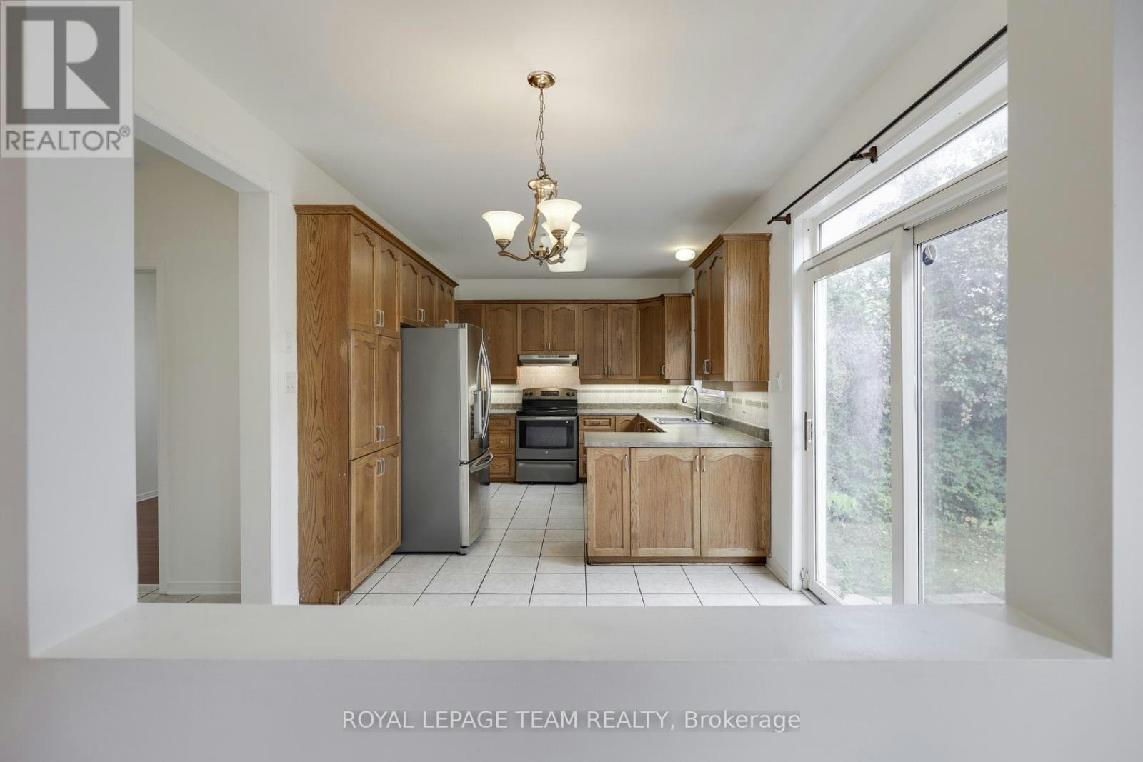 35 Norgold Crescent, Ottawa, ON, K2T 1J1 - 17