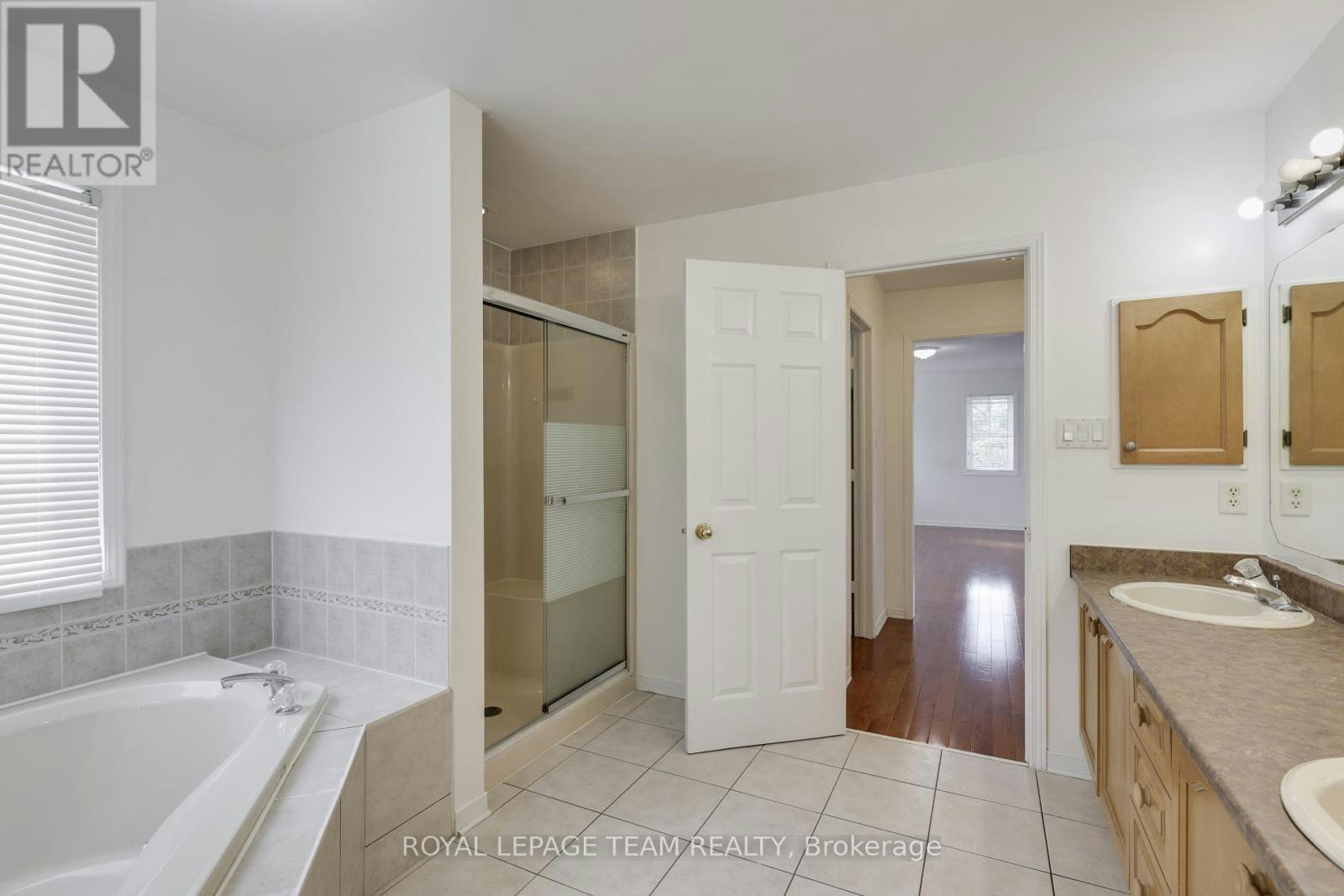35 Norgold Crescent, Ottawa, ON, K2T 1J1 - 33