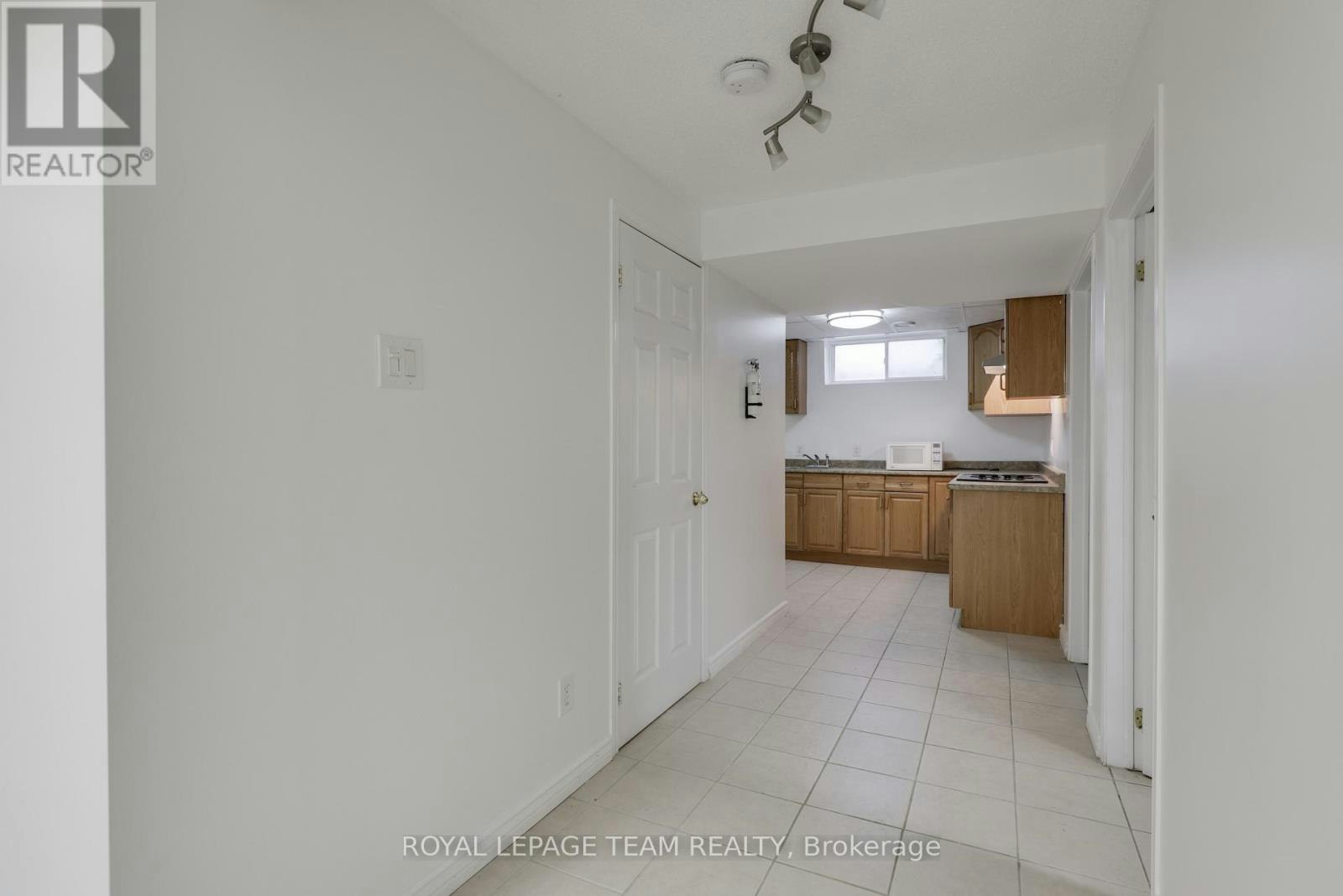 35 Norgold Crescent, Ottawa, ON, K2T 1J1 - 43