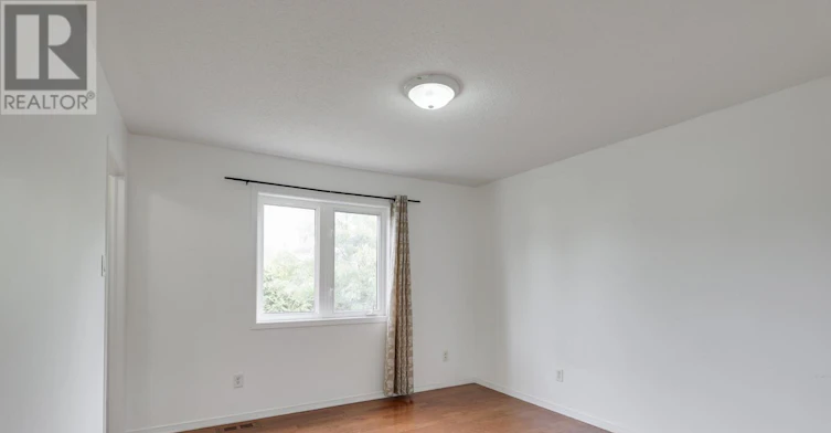 35 Norgold Crescent, Ottawa, ON, K2T 1J1 - 35