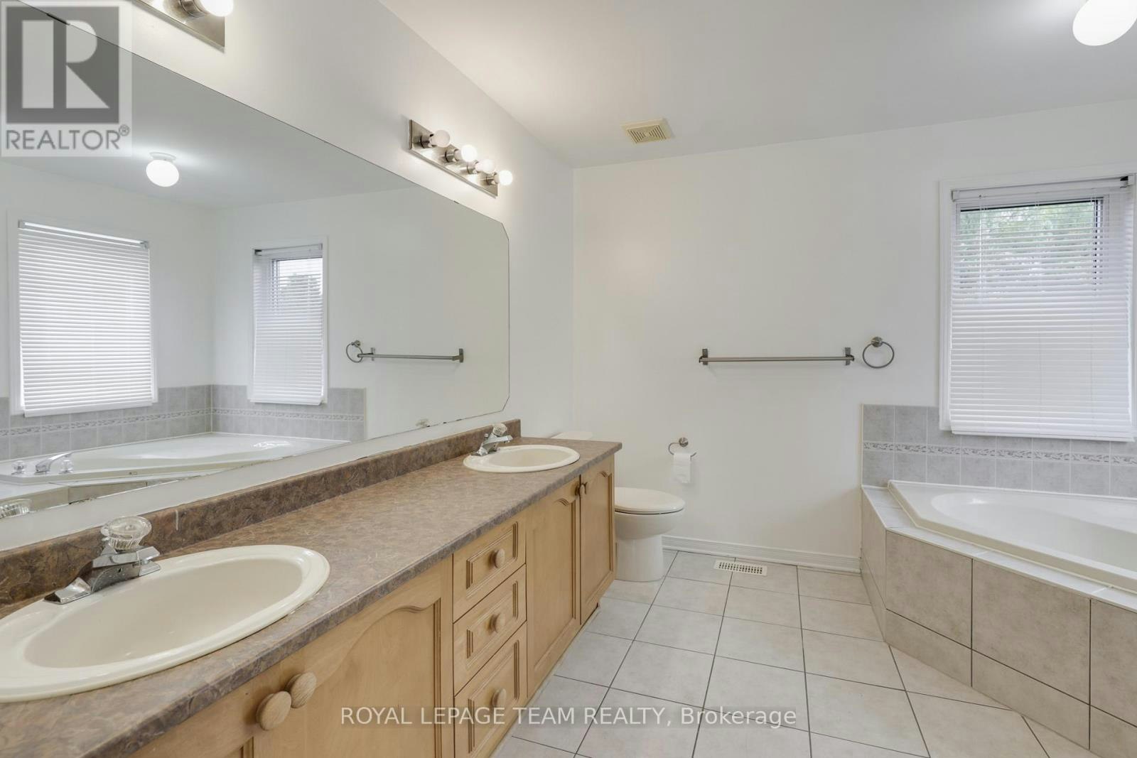 35 Norgold Crescent, Ottawa, ON, K2T 1J1 - 32