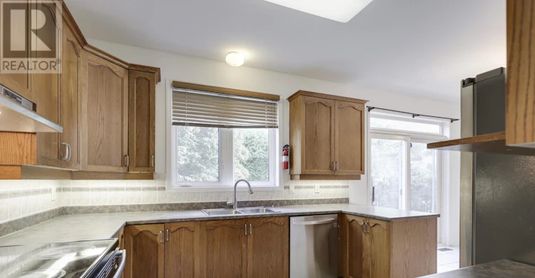 35 Norgold Crescent, Ottawa, ON, K2T 1J1 - 22