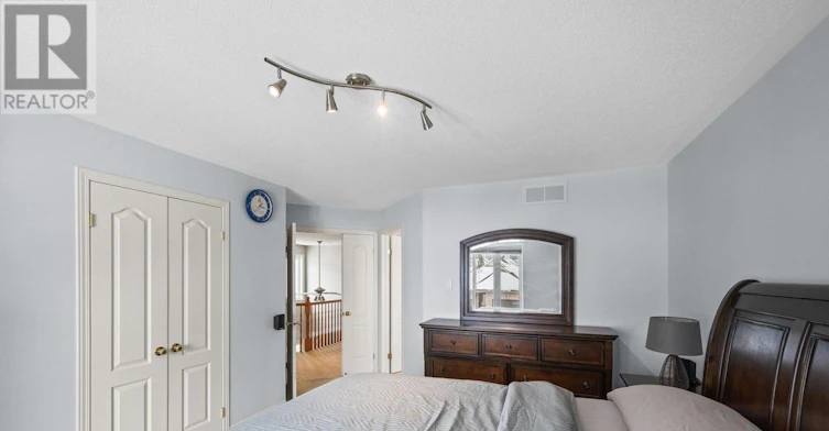 6A Rosetta Avenue, Ottawa, ON, K2G 6T5 - 18
