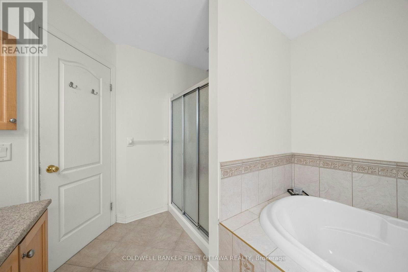 6A Rosetta Avenue, Ottawa, ON, K2G 6T5 - 20