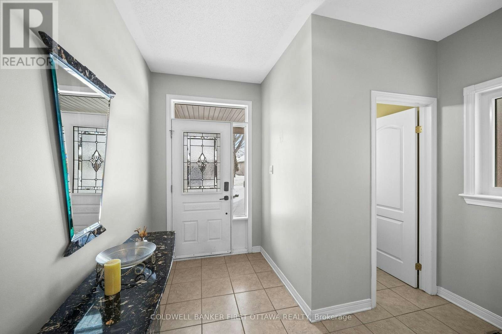 6A Rosetta Avenue, Ottawa, ON, K2G 6T5 - 3