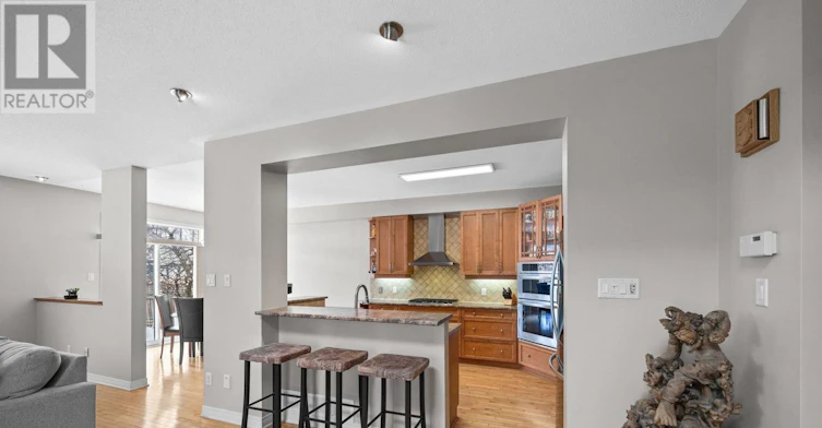 6A Rosetta Avenue, Ottawa, ON, K2G 6T5 - 5