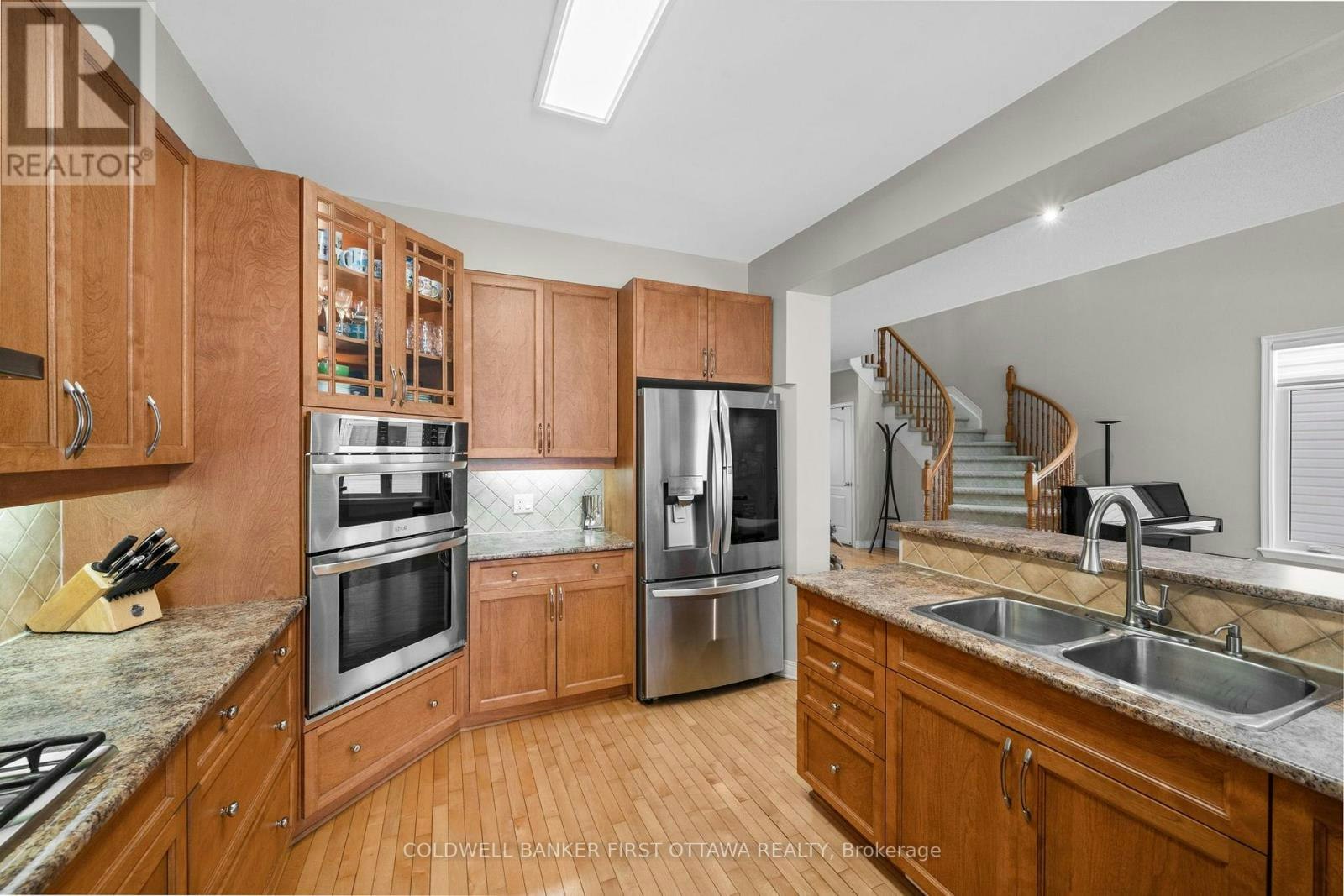 6A Rosetta Avenue, Ottawa, ON, K2G 6T5 - 8